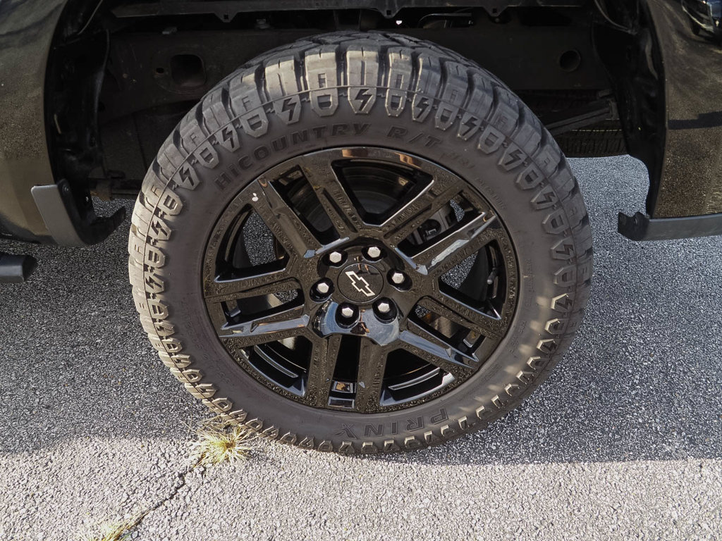 Used 2023 Chevrolet Silverado 1500 Custom AWD/4WD image 34