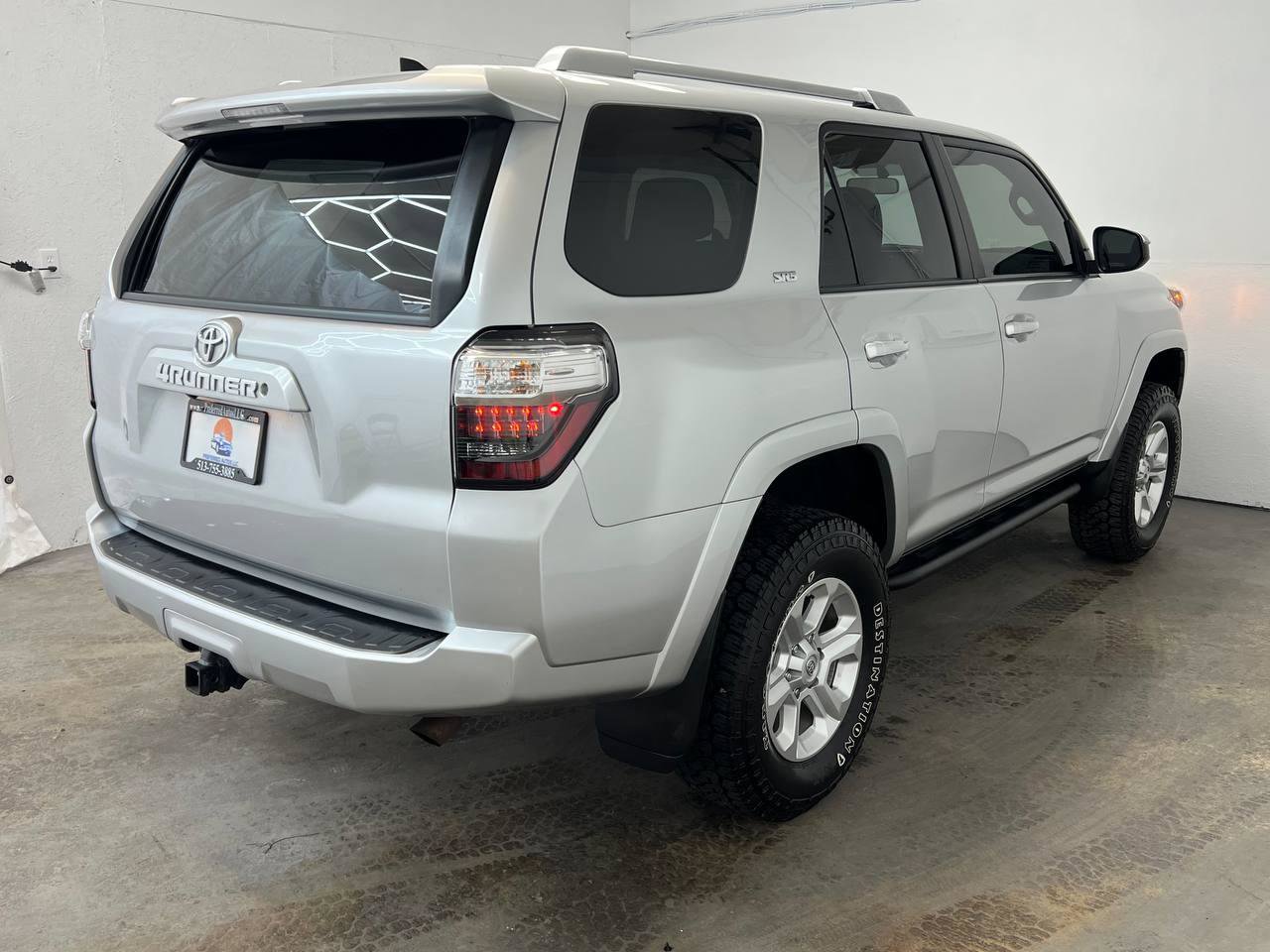 Used 2016 Toyota 4Runner SR5 image 6