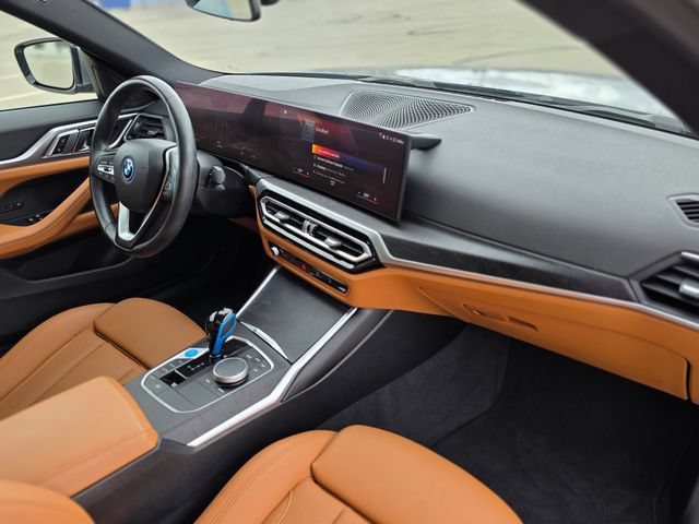 Used 2023 BMW i4 eDrive40 RWD image 9