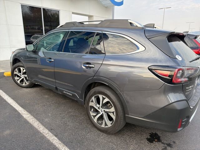 Used 2020 Subaru Outback Touring image 2