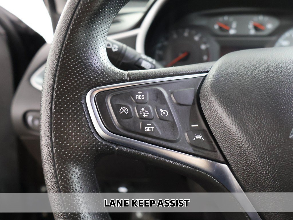 Used 2025 Chevrolet Malibu LS image 3