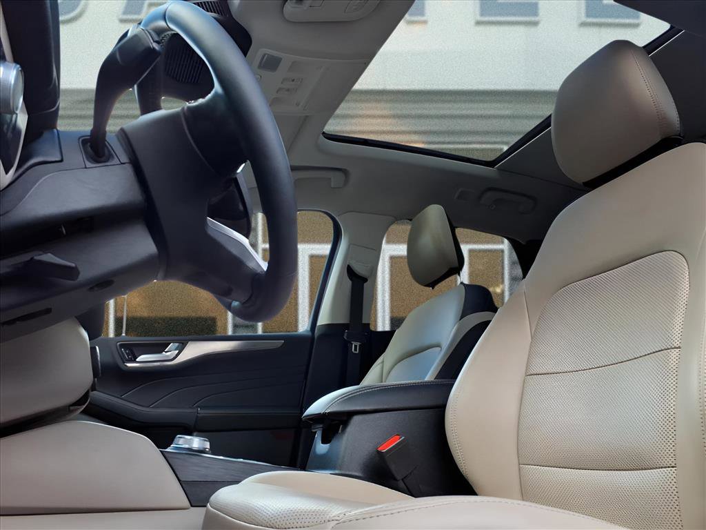 Used 2022 Ford Escape Titanium image 17