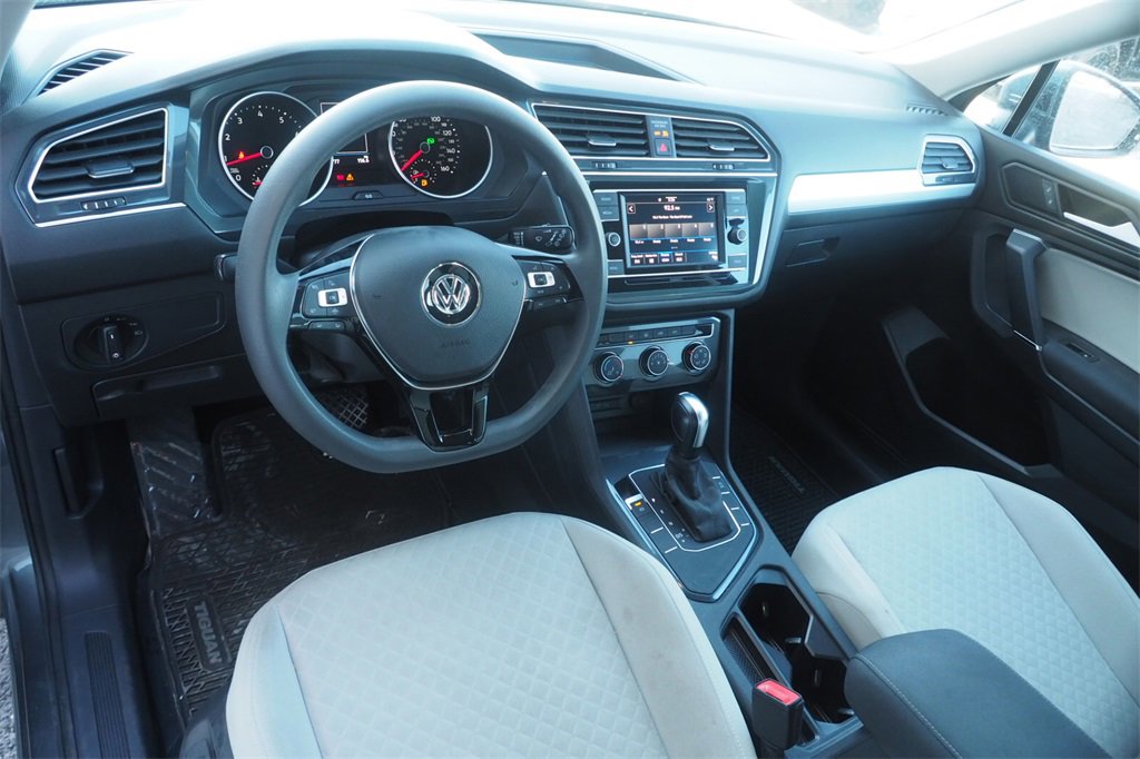 Used 2020 Volkswagen Tiguan S image 10
