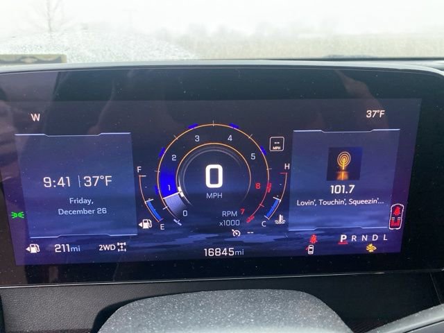 Used 2024 Chevrolet Traverse Z71 image 17