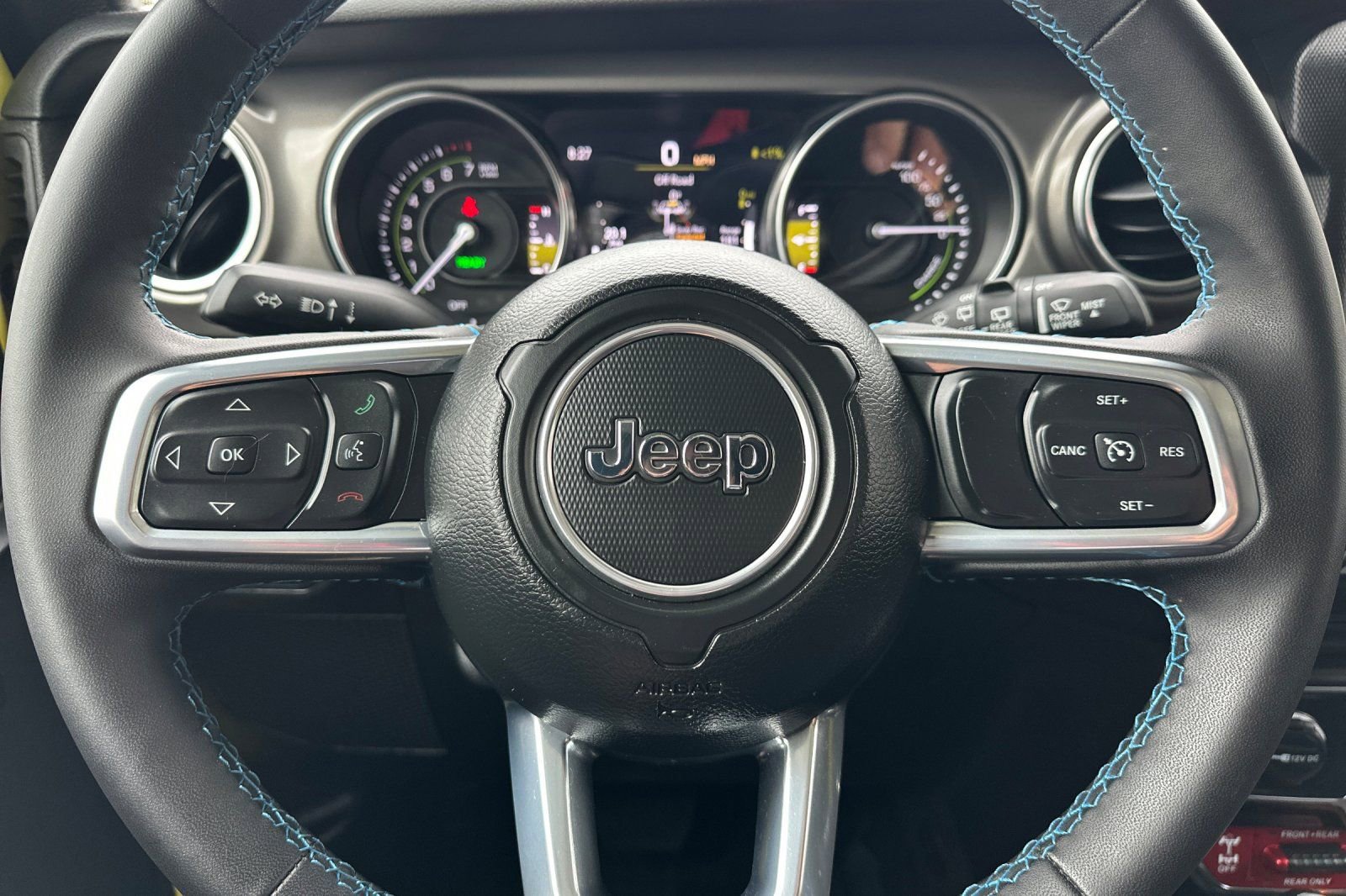 Used 2023 Jeep Wrangler Unlimited Rubicon 4xe AWD/4WD image 25