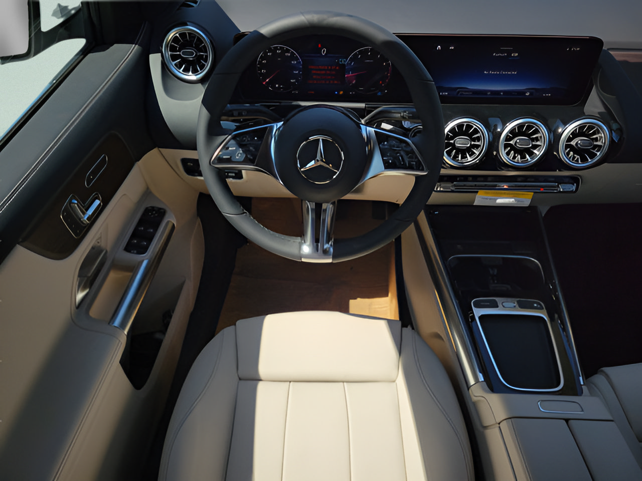 Certified 2026 Mercedes-Benz GLA 250 image 32