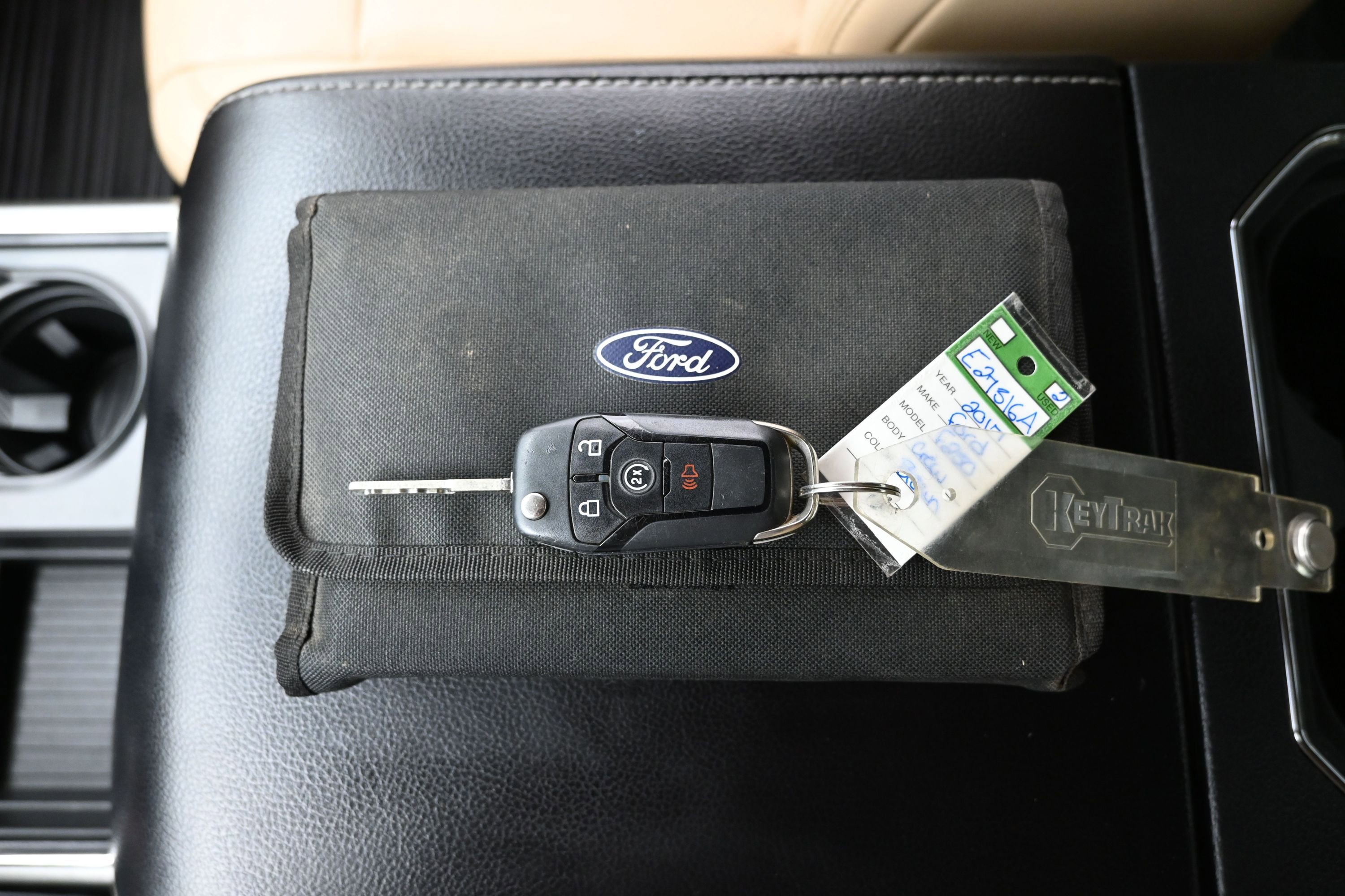 Used 2017 Ford F250 Lariat AWD/4WD image 20