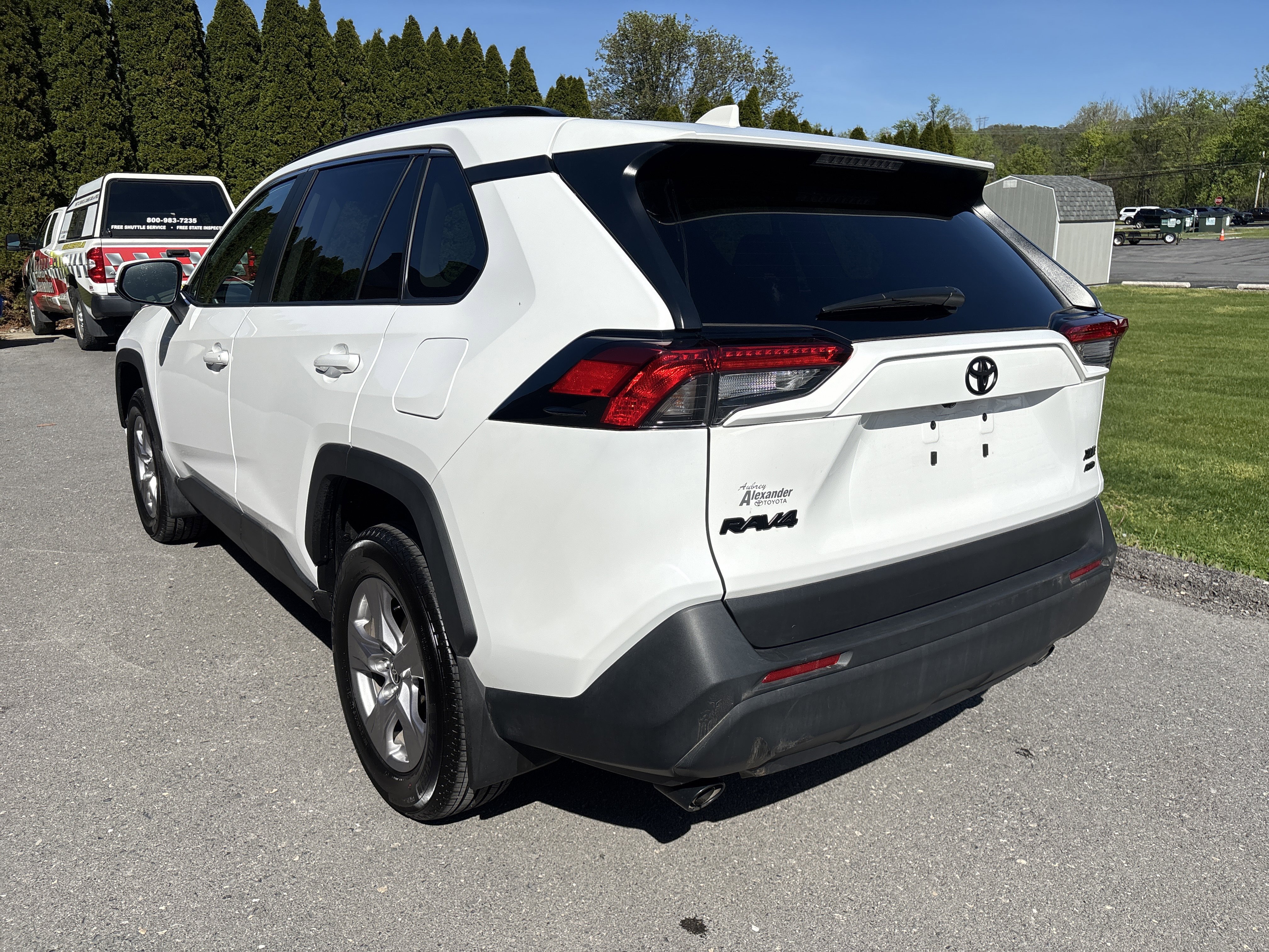 Certified 2025 Toyota RAV4 XLE AWD/4WD image 5