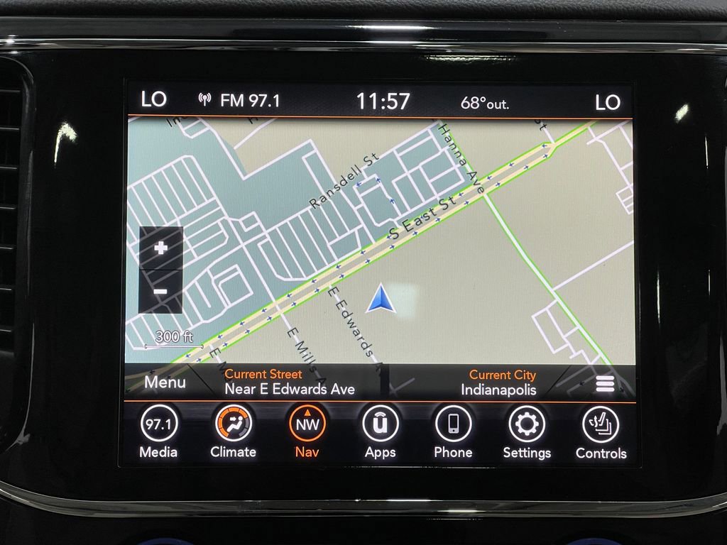 Used 2021 Jeep Grand Cherokee Summit w/ Platinum Series Group image 10