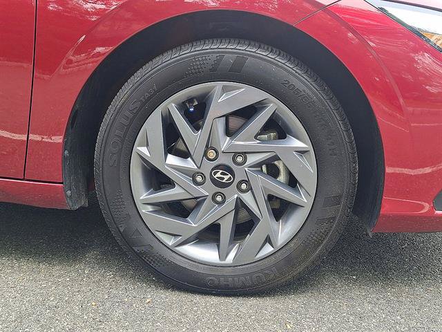 Certified 2024 Hyundai Elantra Blue FWD image 26