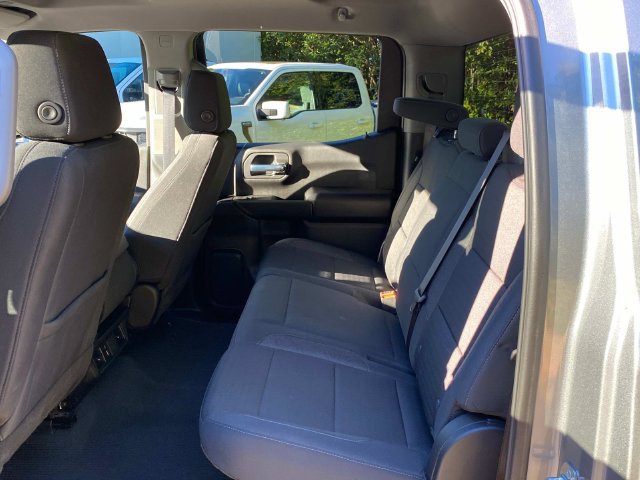 Used 2024 Chevrolet Silverado 1500 Custom RWD image 9