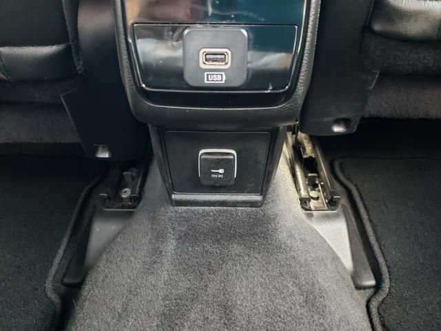 Used 2023 Jeep Compass Latitude AWD/4WD image 14