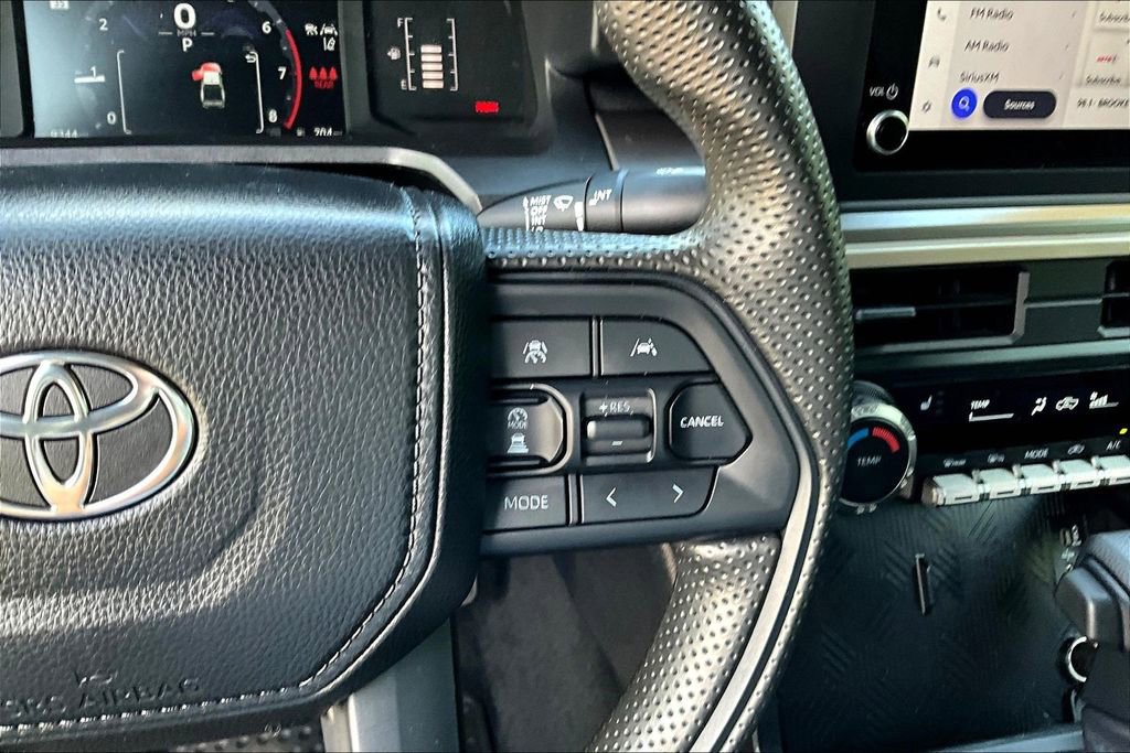 Used 2024 Toyota Tacoma SR5 AWD/4WD image 12