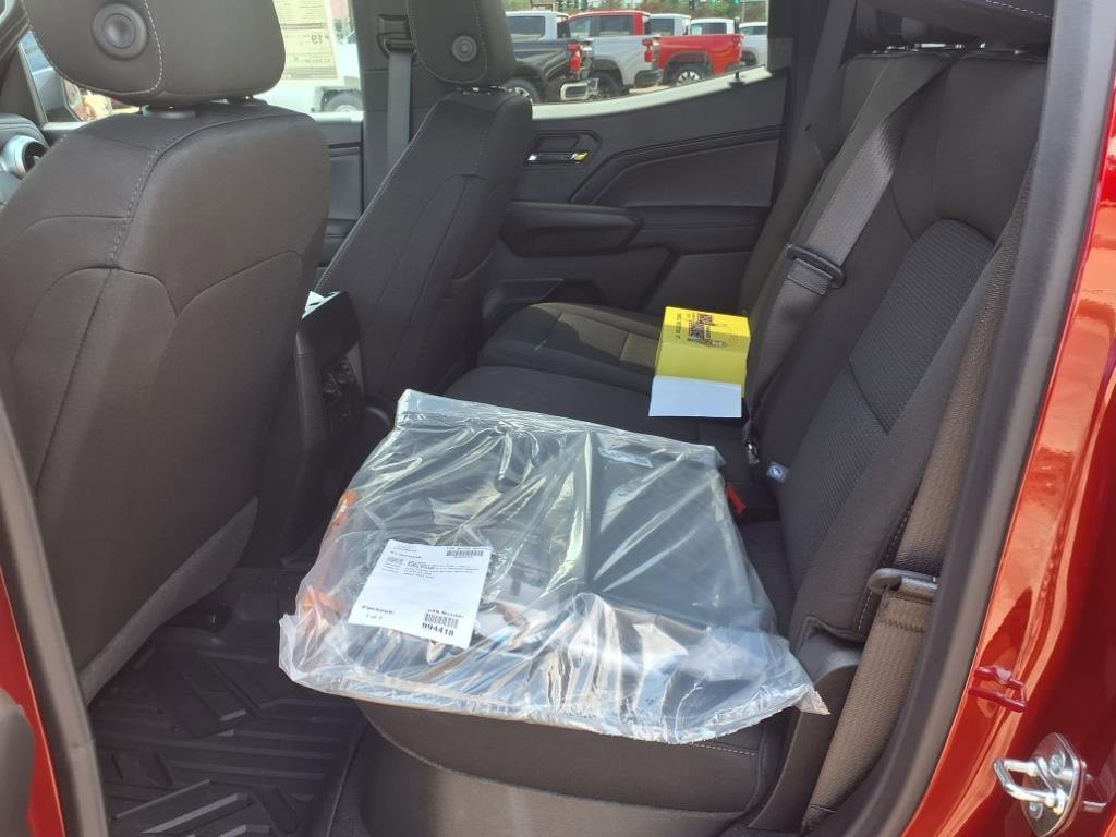 New 2026 Chevrolet Colorado LT image 15
