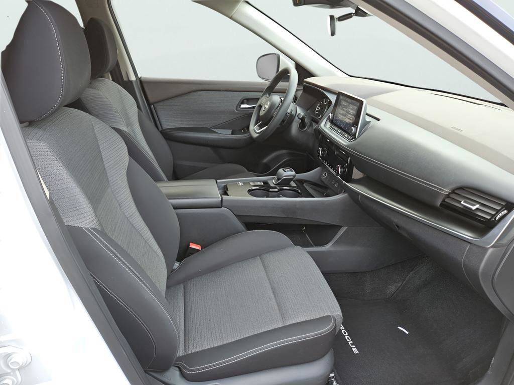 Used 2022 Nissan Rogue SV image 38