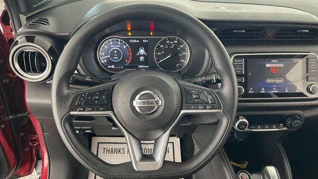 Used 2020 Nissan Kicks SV image 35