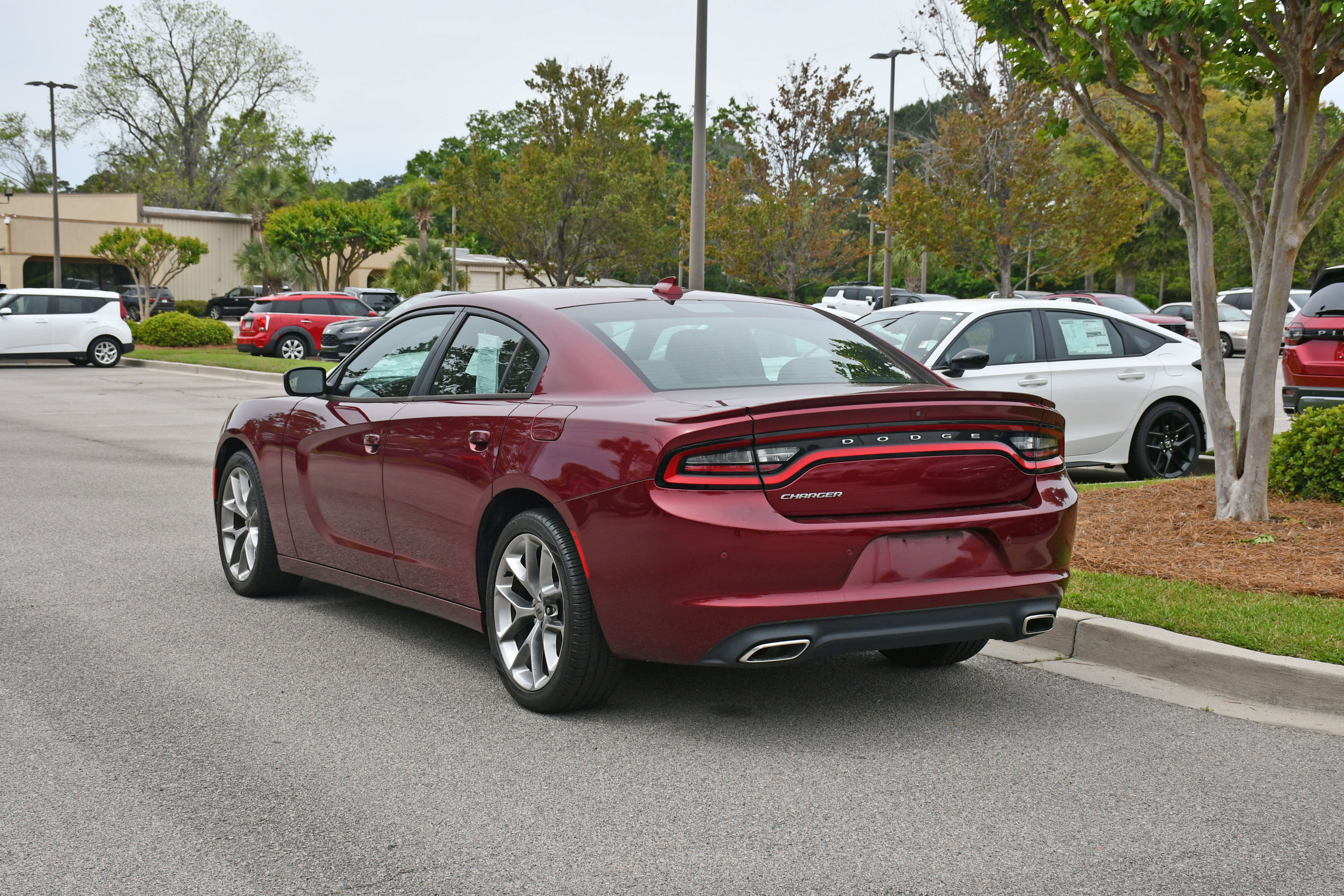 Used 2020 Dodge Charger SXT w/ Plus Group RWD image 3