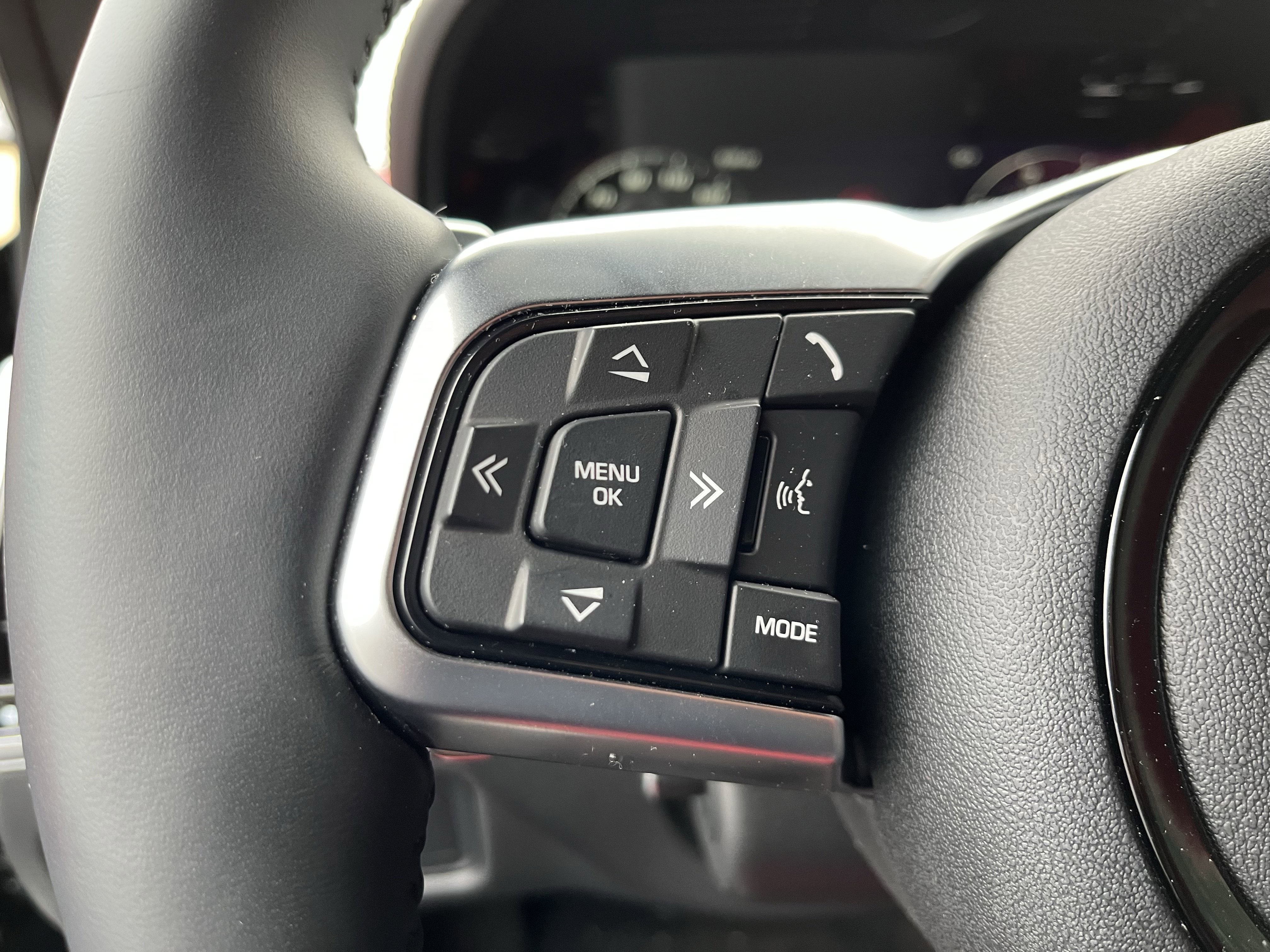 Used 2024 Jaguar F-TYPE R-Dynamic image 22