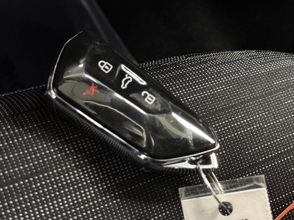 Used 2021 Volkswagen ID.4 Pro image 25