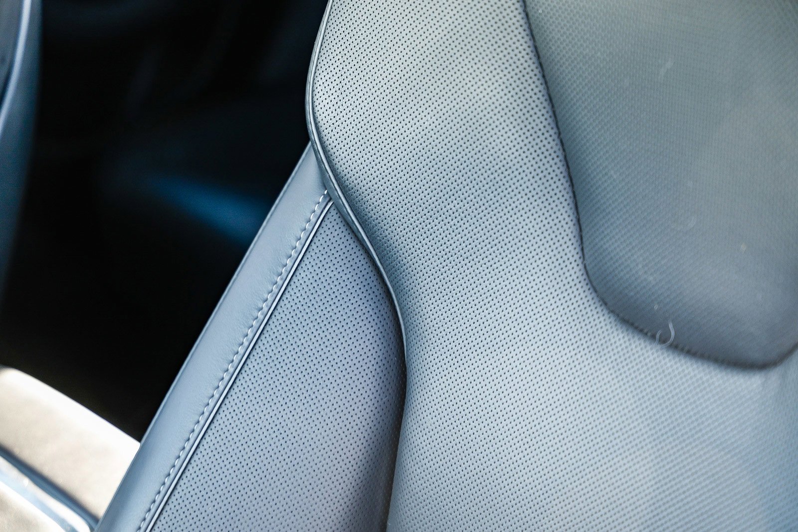 Used 2021 Tesla Model S Plaid image 25