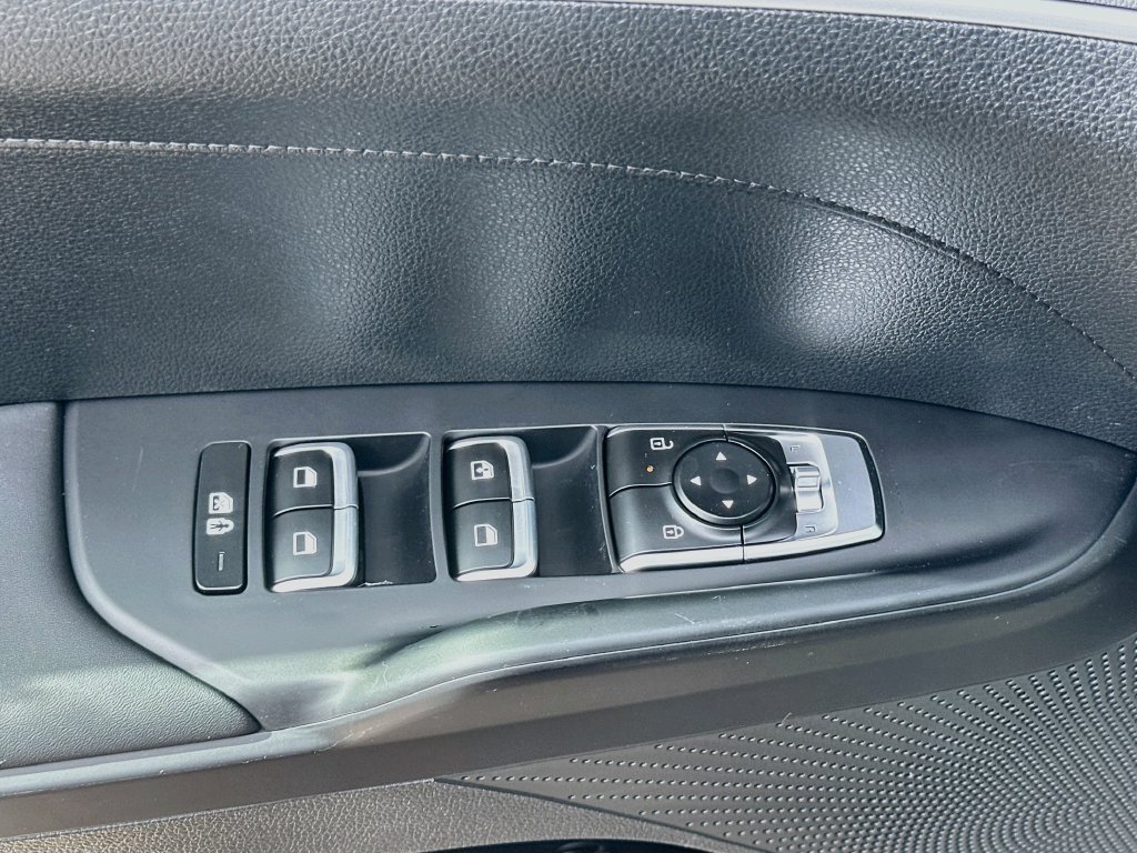 New 2026 Kia K5 LXS FWD image 17
