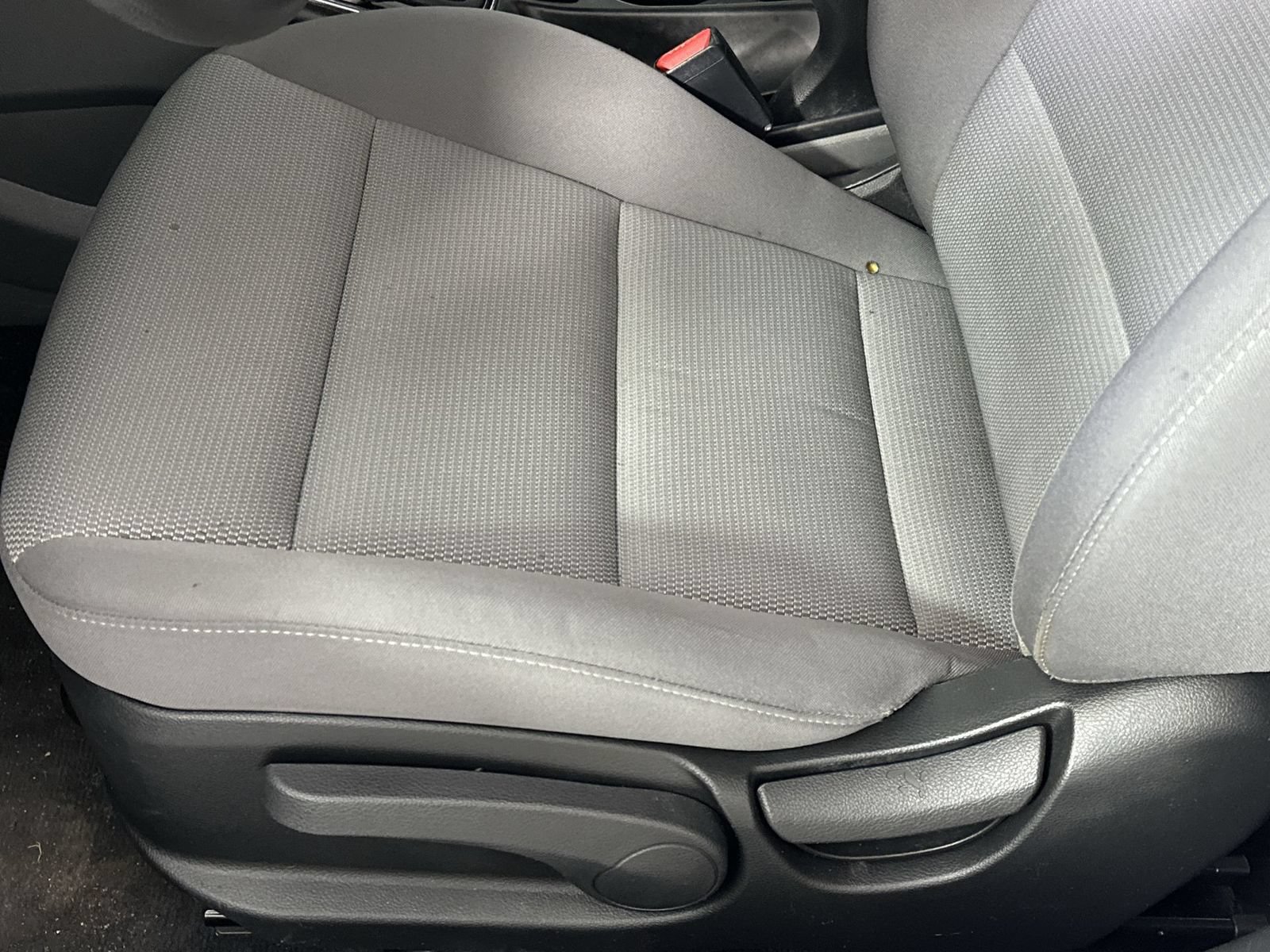 Used 2017 Kia Forte LX FWD image 12