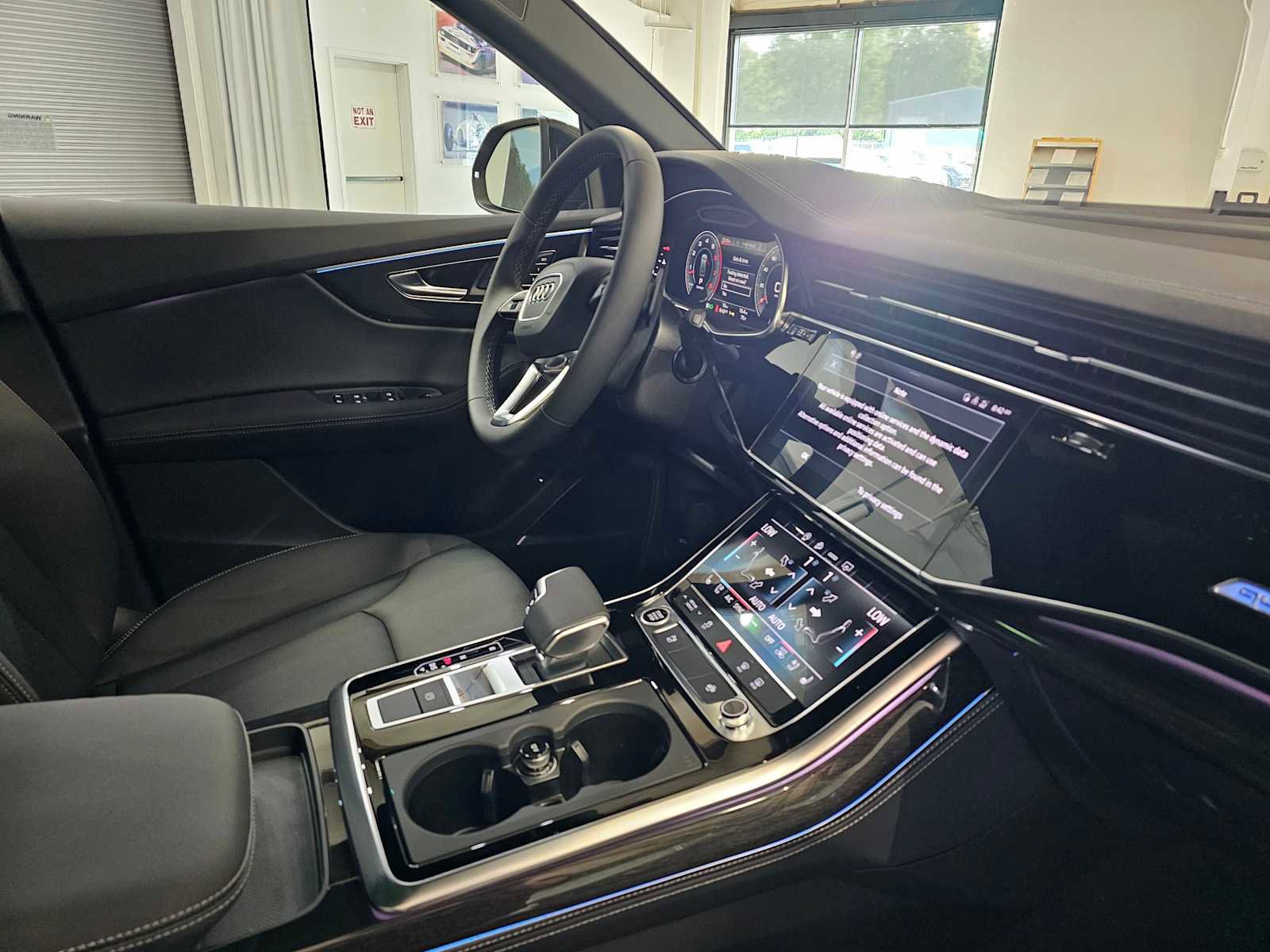 New 2025 Audi Q8 Premium Plus AWD/4WD image 13