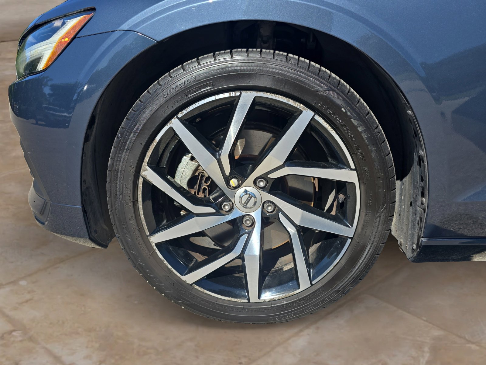 Used 2020 Volvo S60 T5 Momentum w/ Protection Package Premier FWD image 28