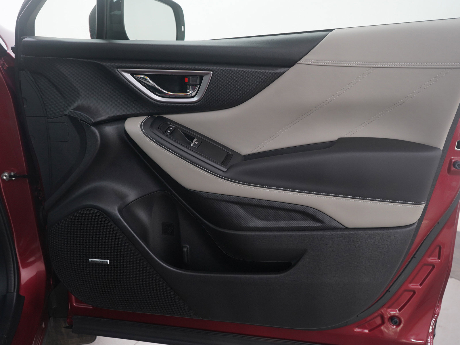 Used 2022 Subaru Forester Limited image 9