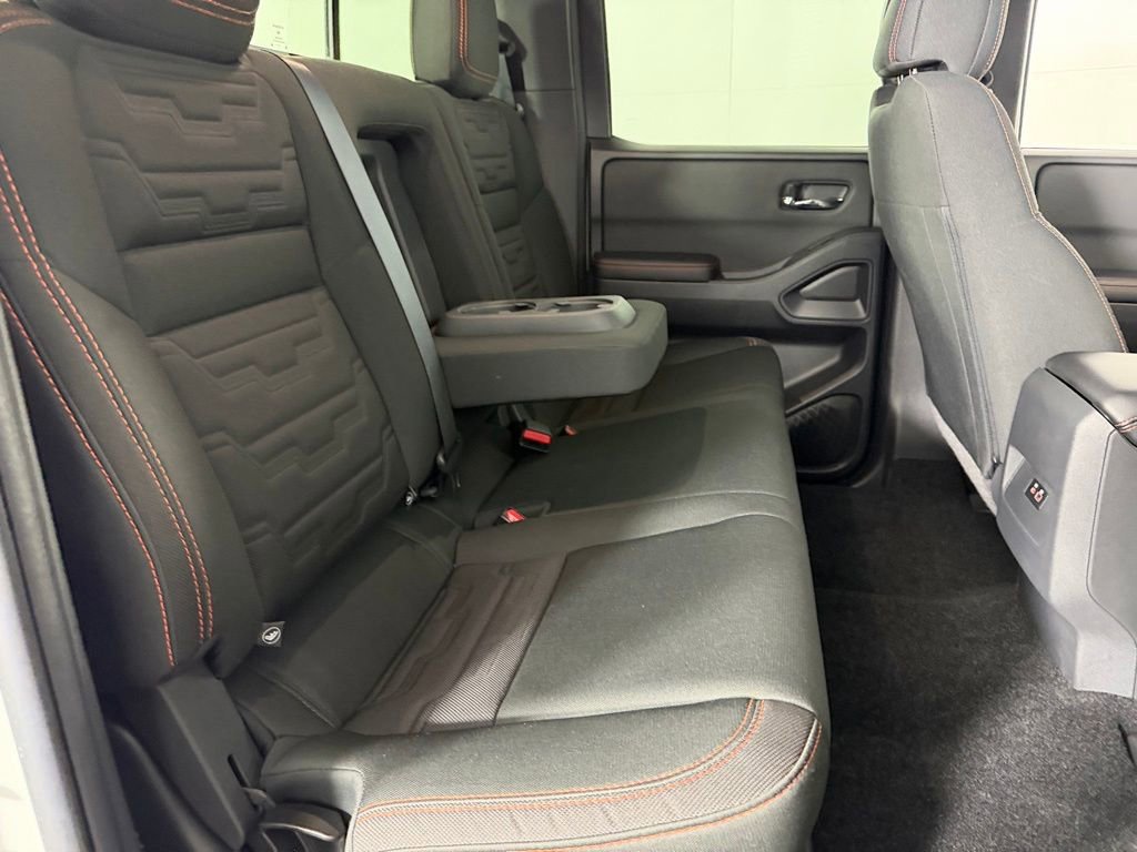 Used 2025 Nissan Frontier PRO-4X AWD/4WD image 27