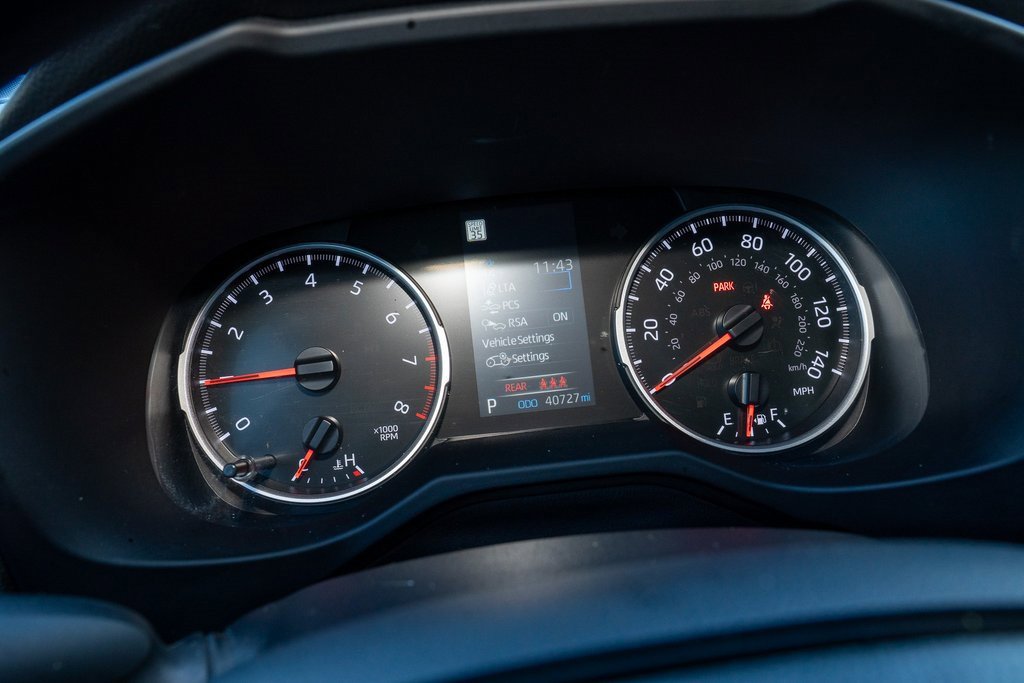 Certified 2022 Toyota RAV4 LE image 16