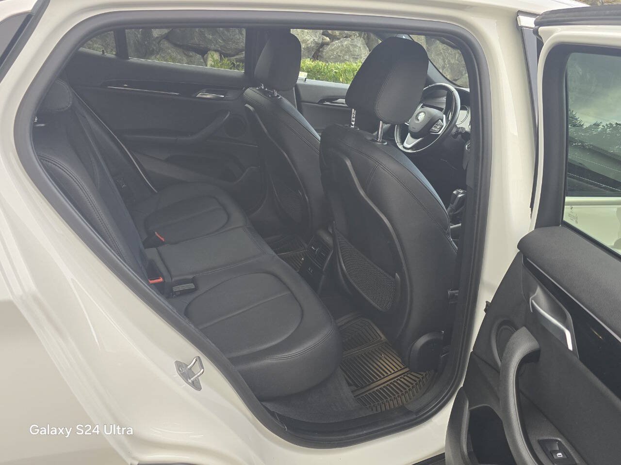 Used 2019 BMW X2 xDrive28i w/ Convenience Package AWD/4WD image 18