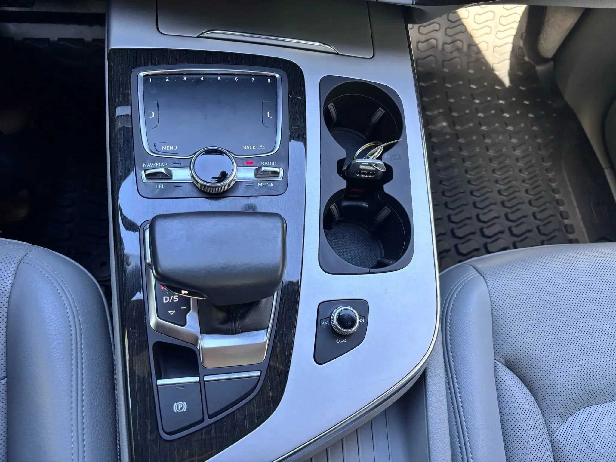 Used 2018 Audi Q7 2.0T Premium Plus w/ Premium Plus Package AWD/4WD image 37