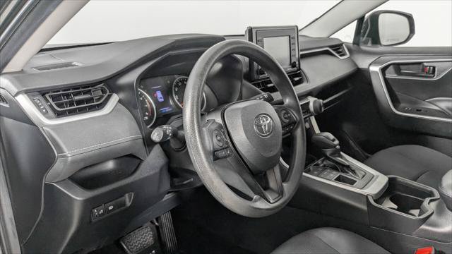 Used 2020 Toyota RAV4 LE w/ All Weather Liner Package AWD/4WD image 24
