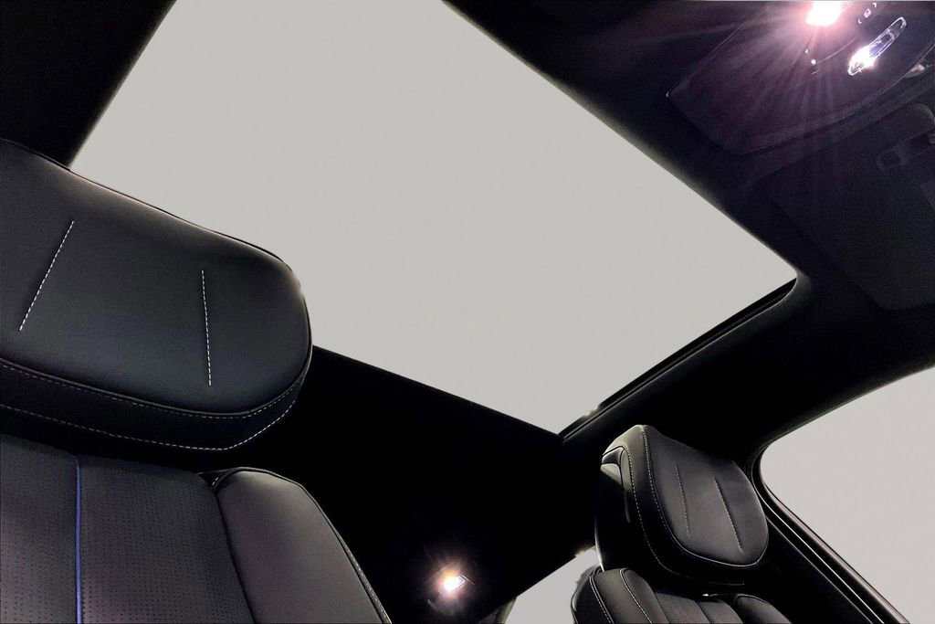 Certified 2024 Cadillac Lyriq Sport AWD/4WD image 27