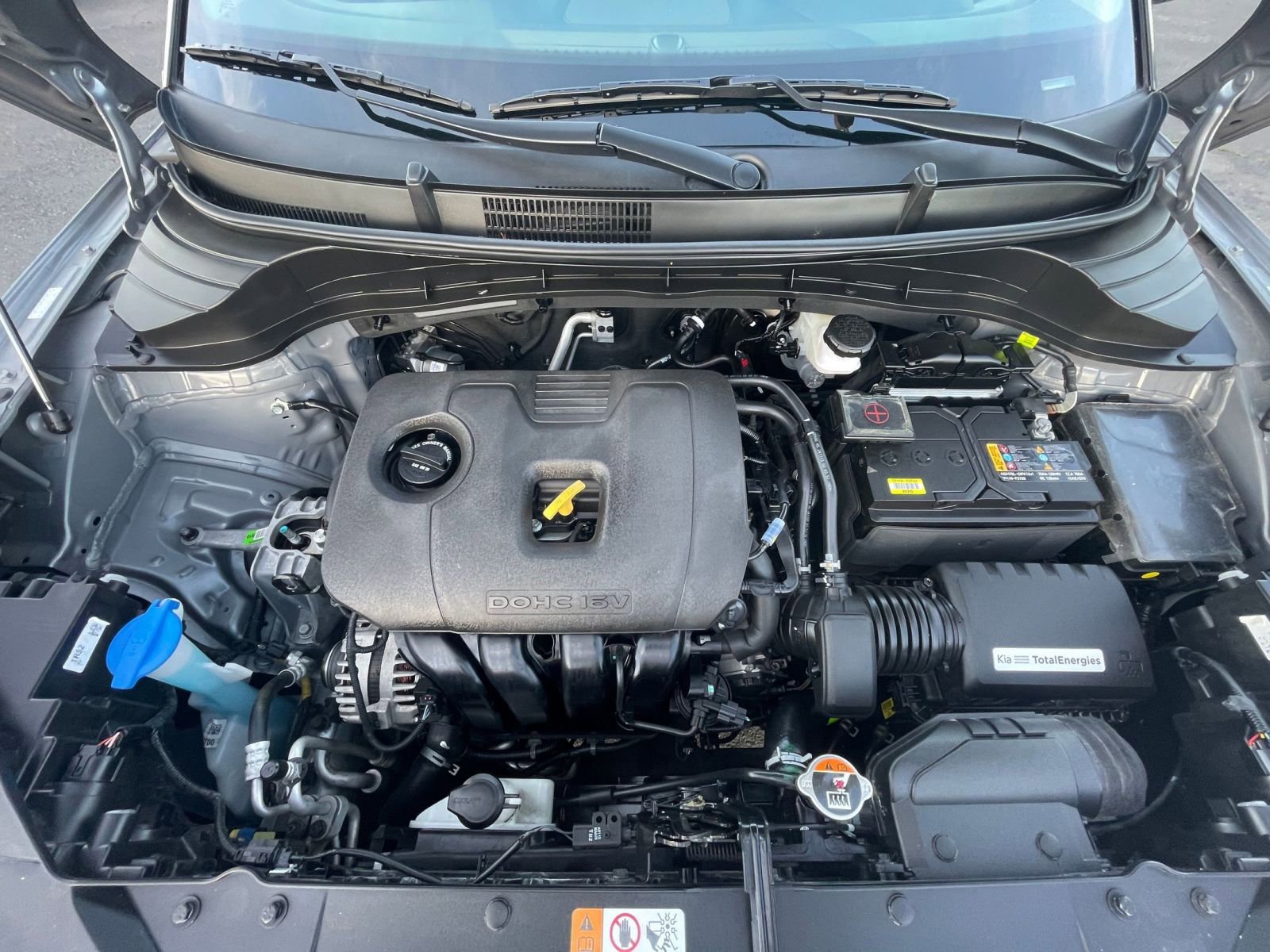 Used 2025 Kia Soul LX w/ LX Technology Package FWD image 30