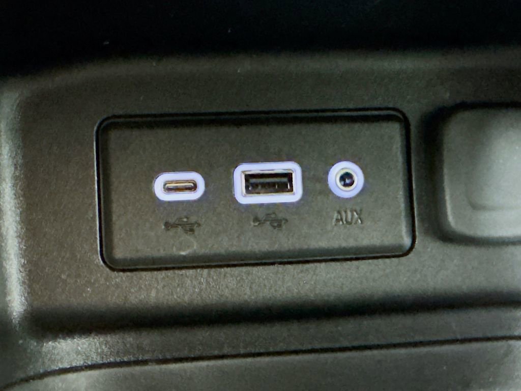 Used 2022 Chevrolet Equinox LS AWD/4WD image 19