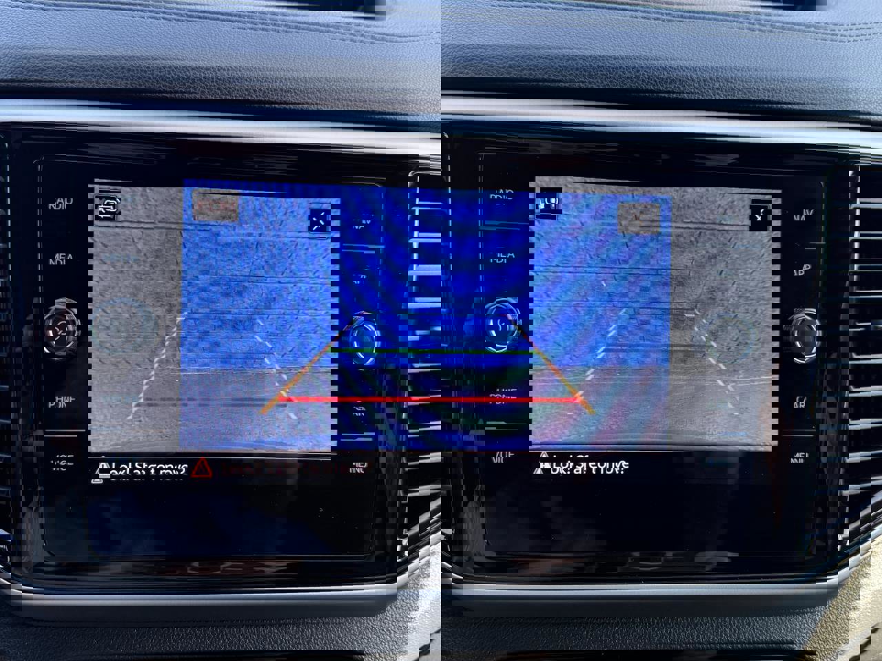 Used 2022 Volkswagen Atlas Cross Sport SEL Premium R-Line image 10