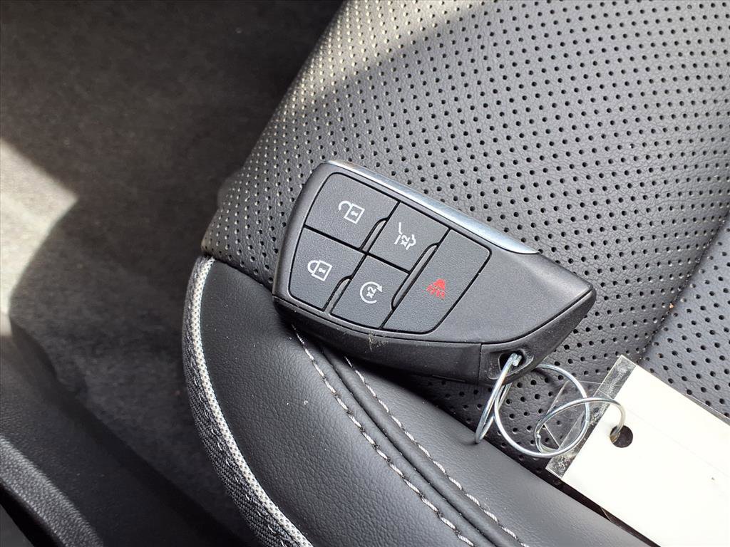 Used 2022 Buick Envision Essence w/ Technology Package I image 18