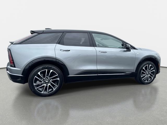 Certified 2025 Cadillac Optiq Sport 2 image 6