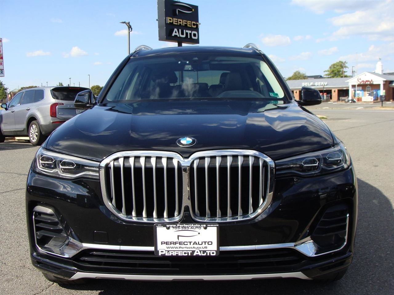 Used 2021 BMW X7 xDrive40i AWD/4WD image 2