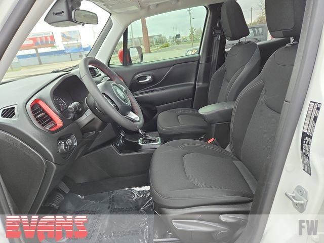 Used 2023 Jeep Renegade Latitude w/ Sun/Sound Group image 20