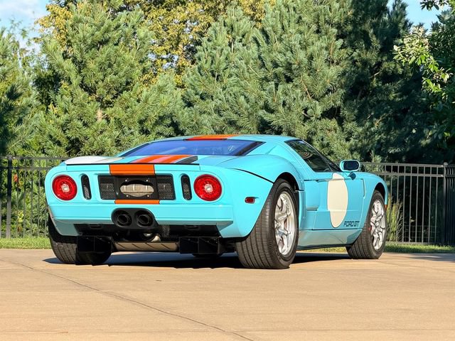 Used 2006 Ford GT RWD image 48