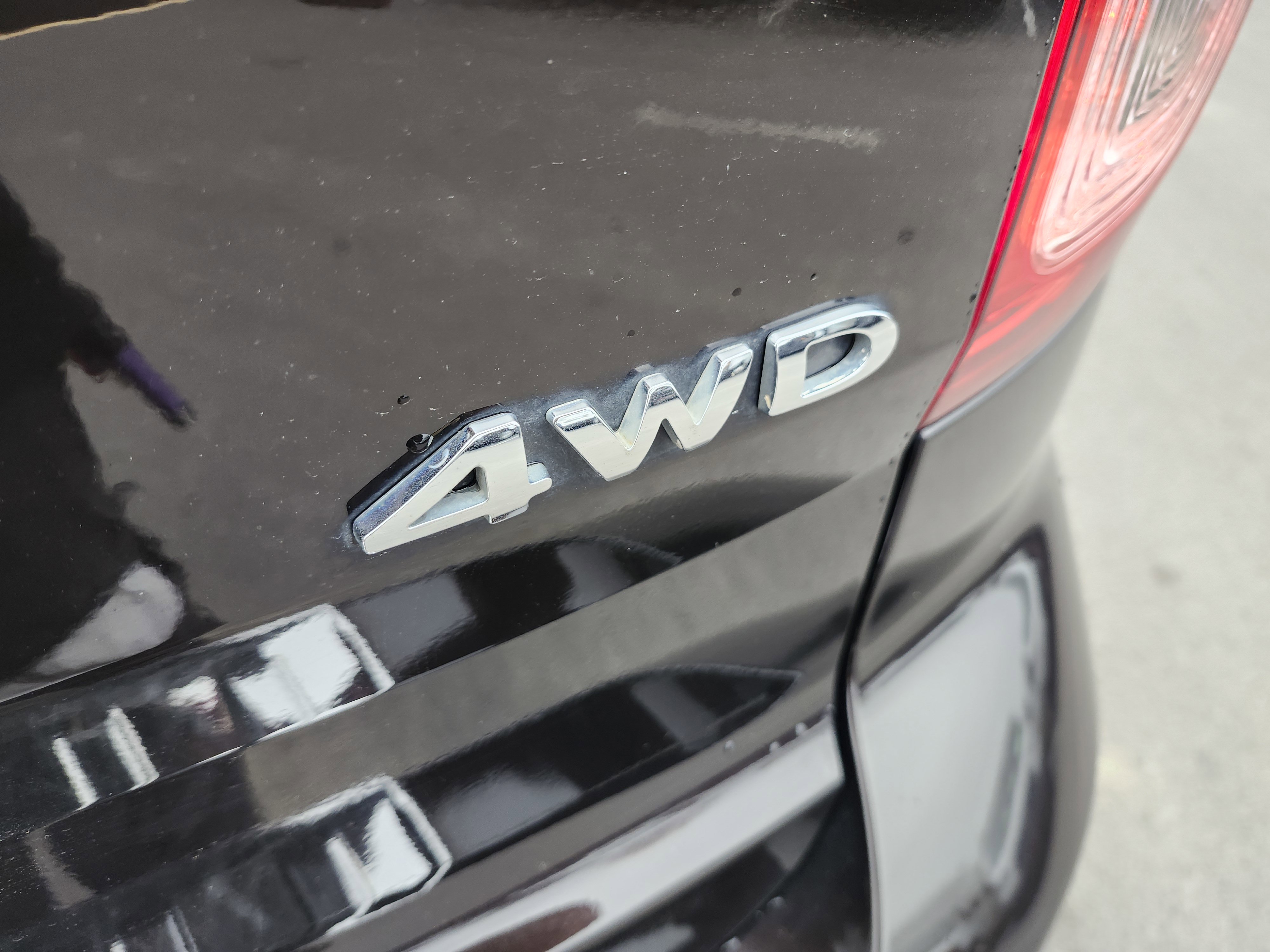 Used 2013 Ford Explorer XLT image 26