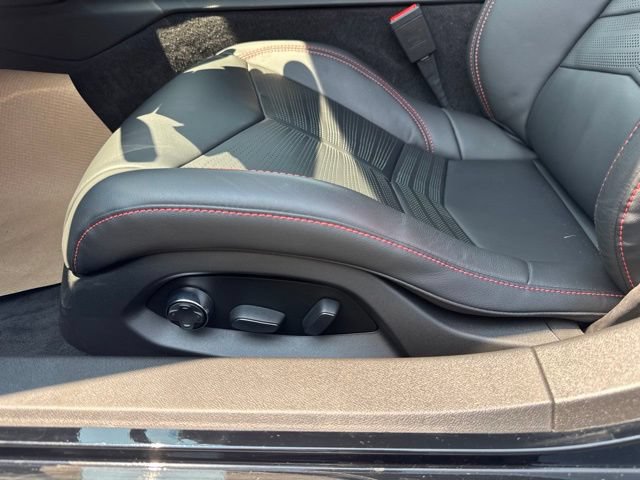 Used 2026 Chevrolet Corvette E-Ray w/ Stealth Interior Trim Package AWD/4WD image 12