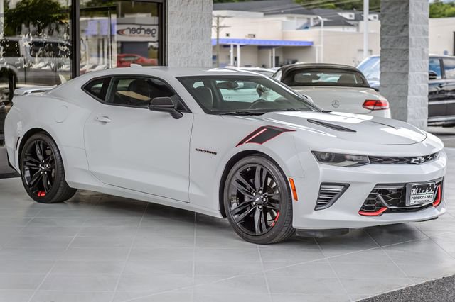 Used 2018 Chevrolet Camaro SS w/ Redline Edition RWD image 4