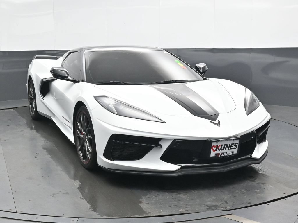 Used 2023 Chevrolet Corvette Stingray Premium Conv w/ Z51 Performance Package RWD image 4