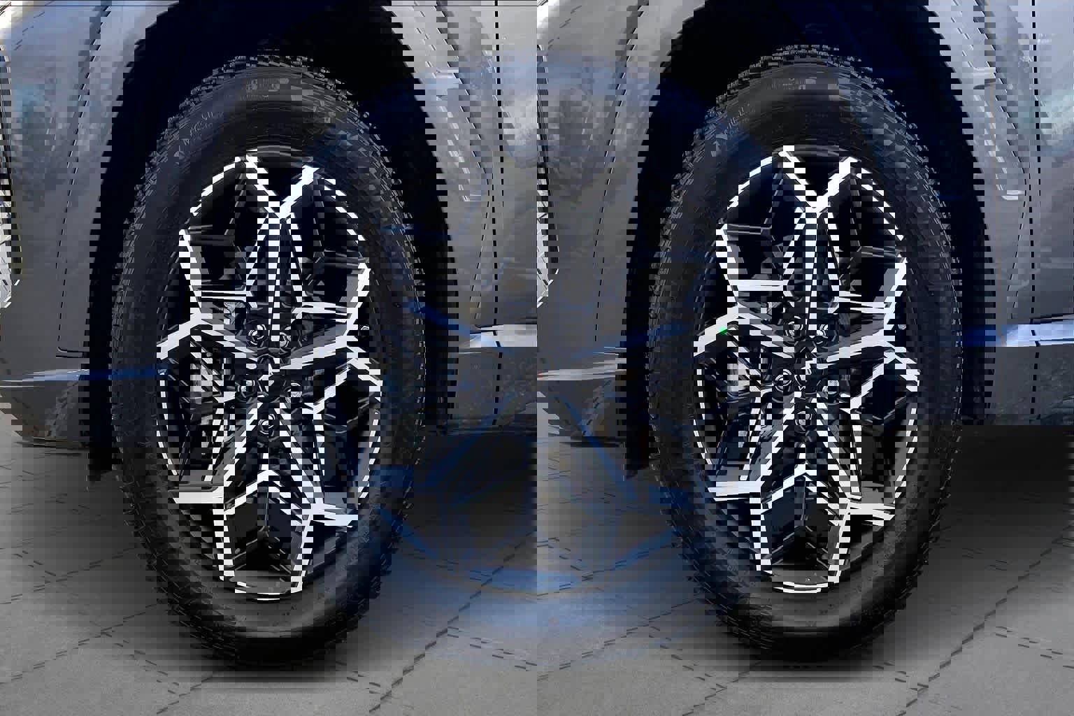 Used 2024 Hyundai Tucson N Line image 11