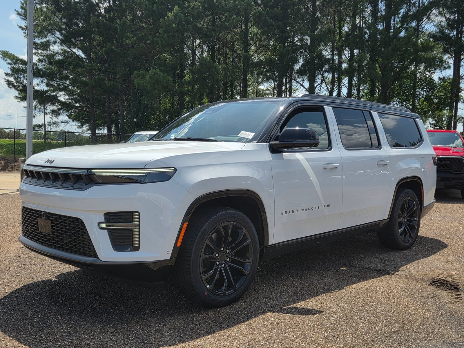 New 2026 Jeep Grand Wagoneer L Summit AWD/4WD image 1