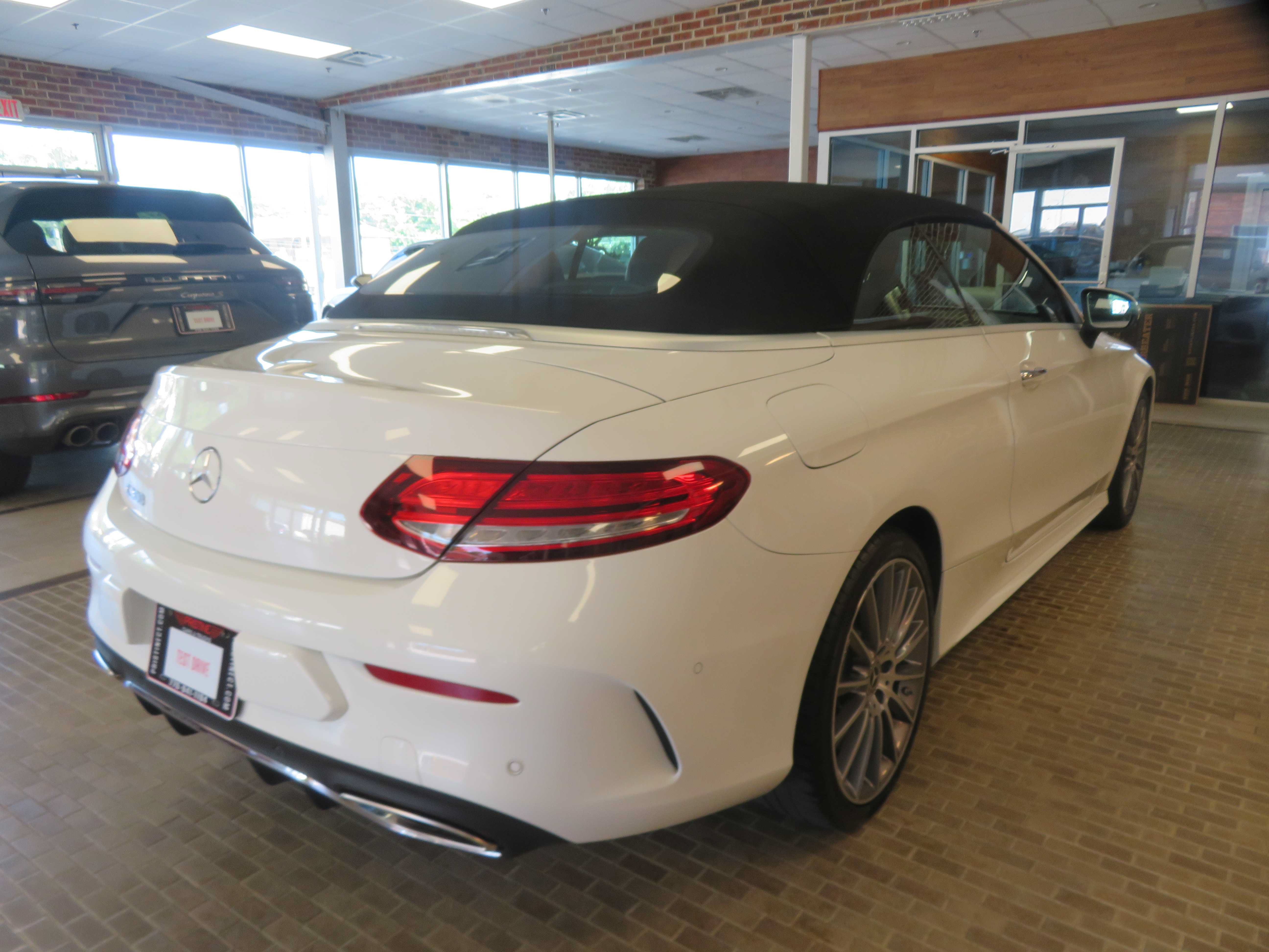 Used 2021 Mercedes-Benz C 300 Cabriolet image 4